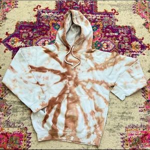 clothing category:hoodie,Size:XS (runs small) Brand: Life boutique